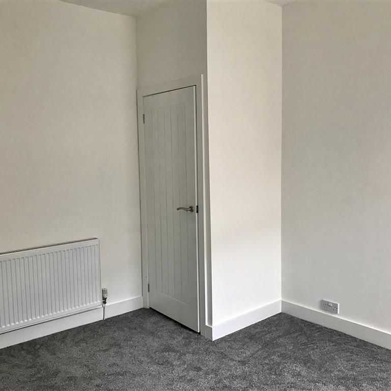 Park View, Llanbradach, CAERPHILLY - Photo 1