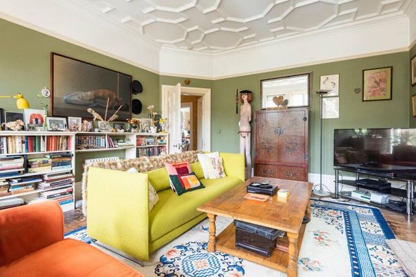 3 bedroom flat to rent - Photo 1