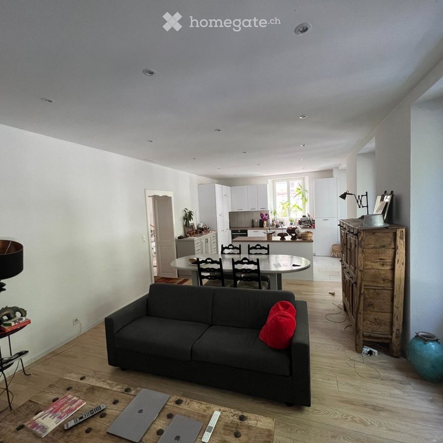 Charmant appartement de 4,5 pièces au centre de Sierre - Foto 1