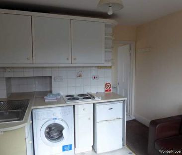 1 bedroom property to rent in Reading - Photo 5