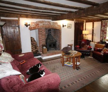 4 bedroom semi-detached house to rent - Photo 1