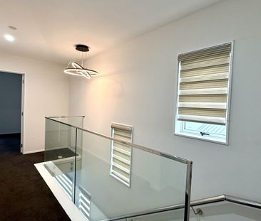 Modern 4-Bedroom, 3-Bathroom Townhouse in Mangere - Photo 3