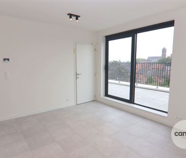 GESCHILDERDE PENTHOUSE IN HARTJE HASSELT MET 1 SLK + 2 TERRASSEN & ... - Photo 4