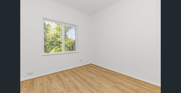 Spacious 5-Bedroomed House - available now! - Photo 1