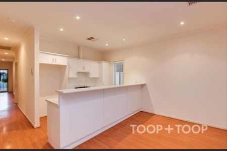 Everything You Need and More! - Photo 5