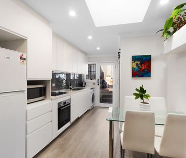 49 Caroline Street, Redfern NSW 2016 - Terrace For Rent | Domain - Photo 5