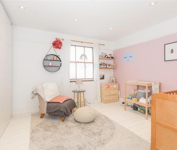 2 bedroom maisonette to rent - Photo 5