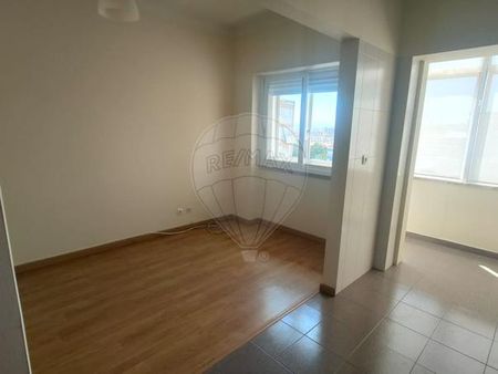 Apartamento T4 - Photo 2