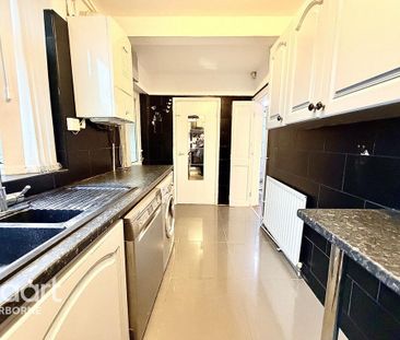 3 bedroom semi-detached house to rent - Photo 5