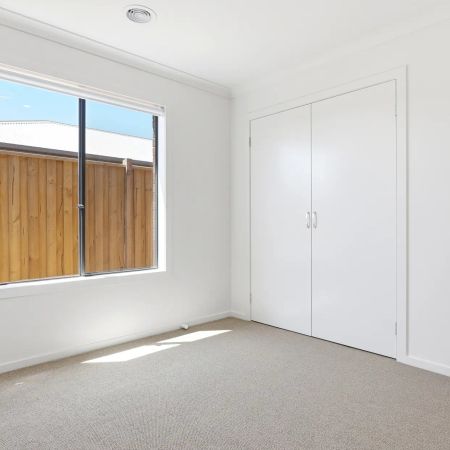 HOME FOR RENT IN THORNHILL PARK - Photo 5