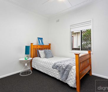 DELIGHTFUL HOME FOOTSTEPS TO BEACHES AND RESERVES - Photo 5