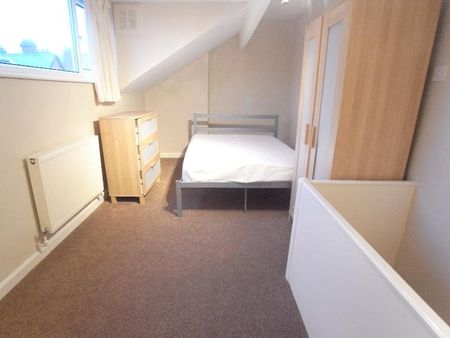 2 bedroom terraced house to rent - Photo 5