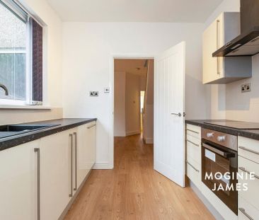 3 bedroom terraced house to rent - Photo 4