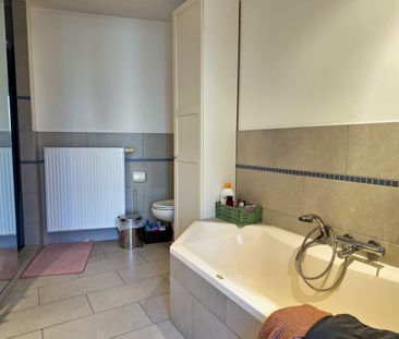 Gezellig duplex appartement nabij het station van Eeklo! - Photo 4