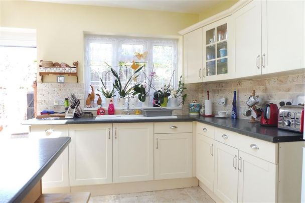 Rothesay Road - Photo 1