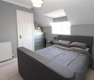 2 bedroom semi-detached house to rent - Photo 2