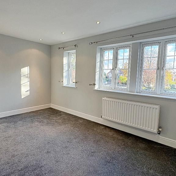 4 bedroom terraced house to rent - Photo 1