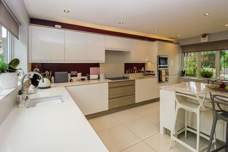 Lodge Farm Gardens, Altofts - Photo 4