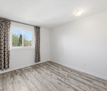 For Lease - 46 Lisbon Pines Drive, Cambridge, Ontario - Photo 5