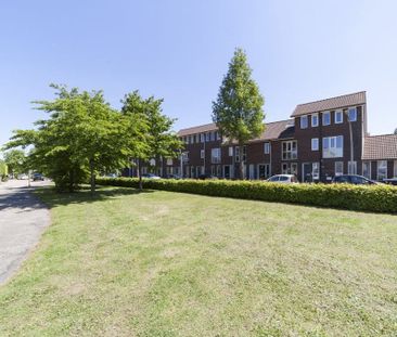 Huis te huur: Amandelgaarde 49 3344 RA Hendrik-Ido-Ambacht - Photo 2