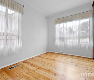 Spacious Home with Large Backyard - Photo 2