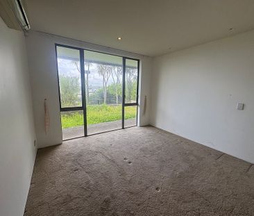 Modern & Spacious 2 Bedroom Unit in Parnell - Photo 6