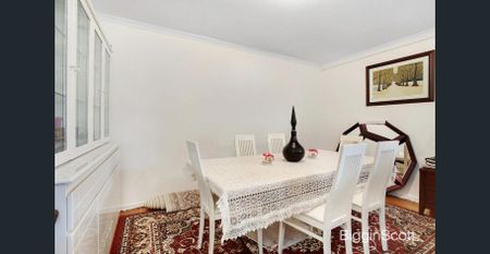 Stylish & Comfortable Home in Sought-After Brentwood Zone - Photo 5