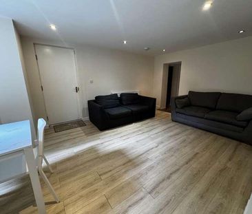 Mauldeth Road West, Withington, M20 - Photo 2