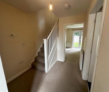 2 bedroom semi-detached house to rent - Photo 2