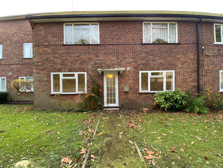 2 bedroom ground floor maisonette to rent - Photo 3