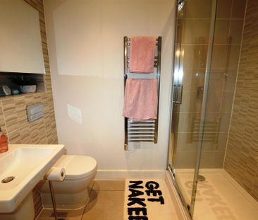 2 bedroom flat to rent - Photo 6