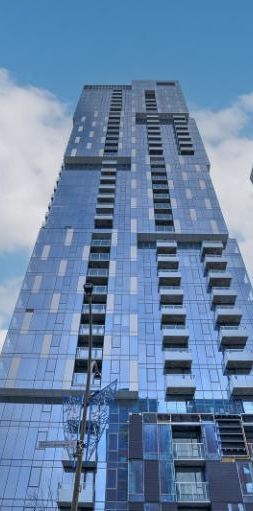 3 1/2 - Montréal - 2 250 $/mois - Photo 1