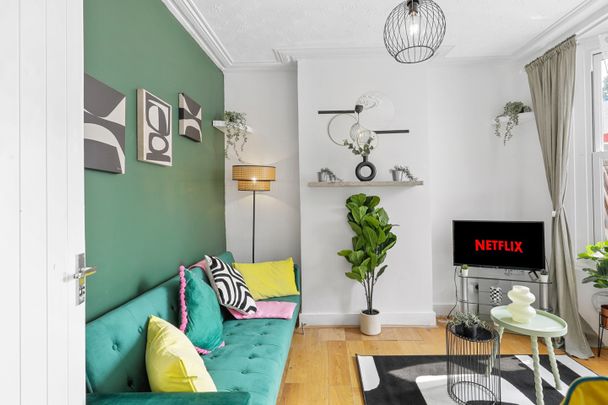 2 Bed Semi-Detached House, Janson Road, E15 - Photo 1