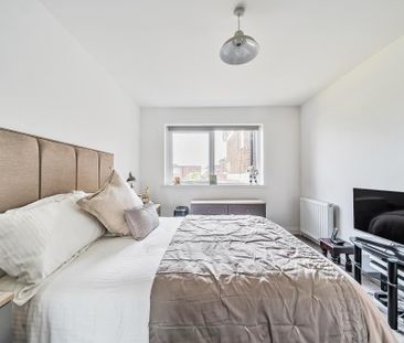 2 bedroom flat to rent - Photo 4