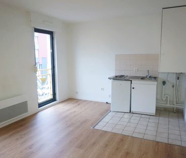 Location Appartement 2 pièces 33m² LILLE 59000 - Photo 5