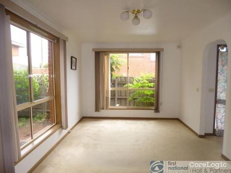 2 / 36 Kombi Road, Clayton South - Photo 3