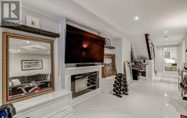 61 THURSTON ROAD - Photo 1