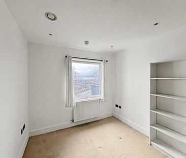 Pinner Road, Harrow, HA1 - Photo 2