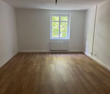 Modernisierte 2-Zimmer-Wohnung zu vermieten - Foto 2