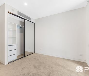 Modern & Spacious 2-Bedroom Apartment in Prime Homebush Location - Photo 6