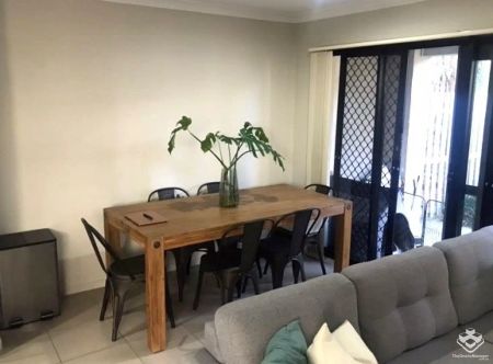 “3 Bedroom 2 Storey Townhouse” - Photo 5
