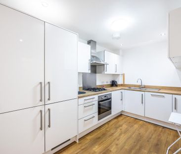 2 bedroom apartment to rent - Photo 2