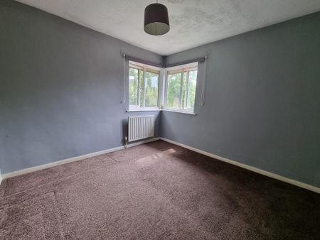 2 bedroom semi-detached house to rent - Photo 4