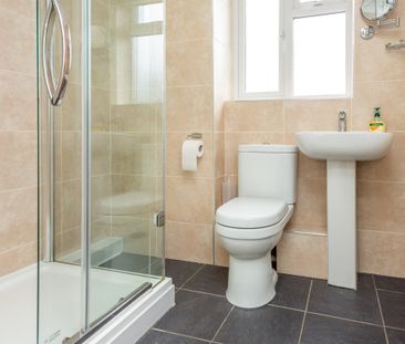 2 bedroom apartment to rent - Photo 6