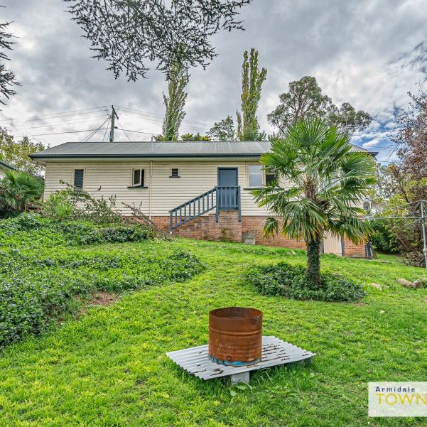 6 Quin Avenue, Armidale - Photo 1