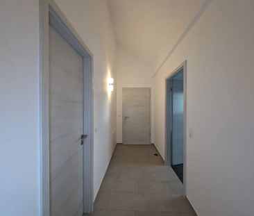 Neuwertige 3 Zimmer-Dachgeschosswohnung in Gäufelden-Nebringen - mi... - Photo 4