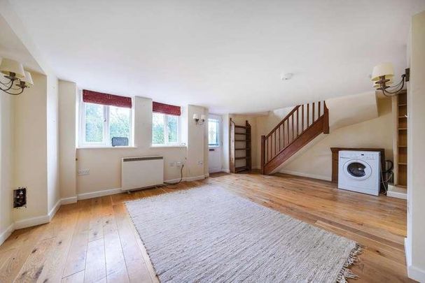 Westcote Barton, Oxfordshire, OX7 - Photo 1