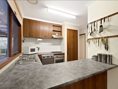 FAMILY HOME IN SOUGHT AFTER DERINYA SCHOOL ZONE - Photo 2