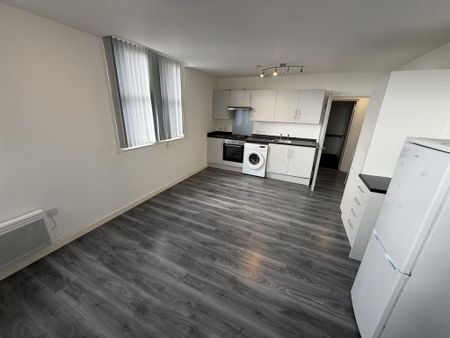 2 bedroom apartment to rent - Photo 4