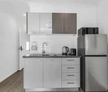 “NEAR NEW STUDIO UNIT IN GAYTHORNE” - Photo 5